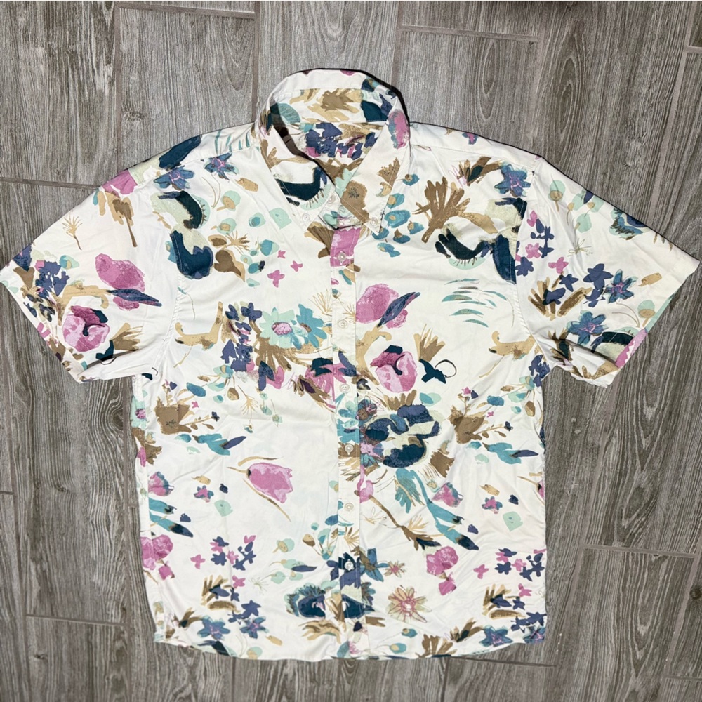 Abercrombie & Fitch Floral Button-Up Shirt